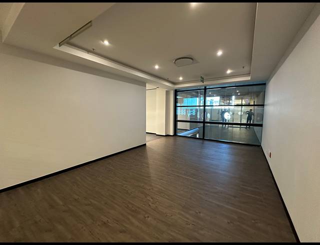 492M² OFFICE TO LET IN SANDTON CENTRAL